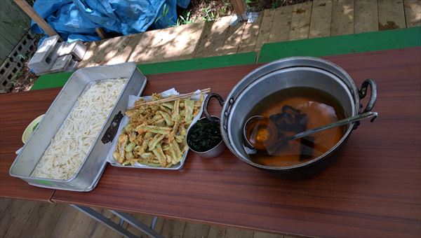 ビーバー隊麺を打つの活動写真