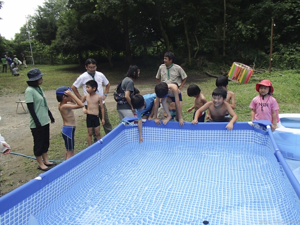 夏プール活動写真