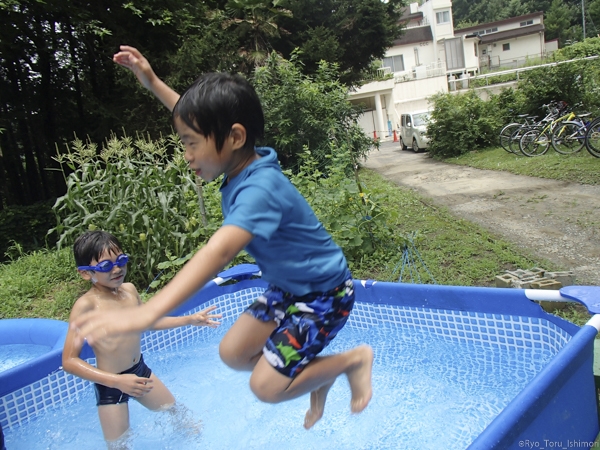 夏プール活動写真