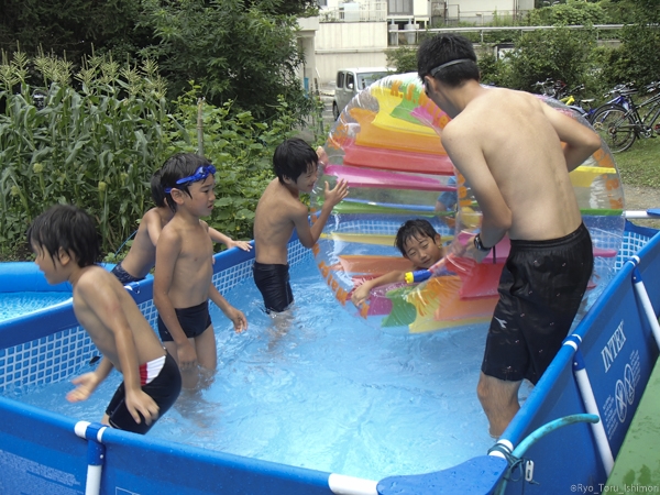 夏プール活動写真