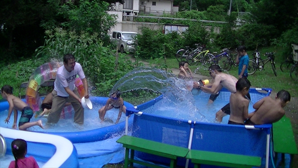 夏プール活動写真