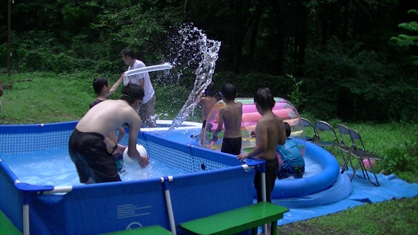 夏プール活動写真