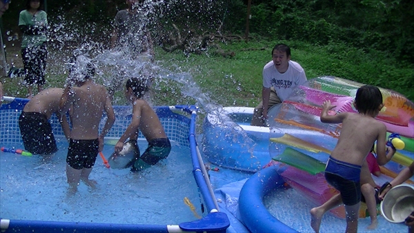 夏プール活動写真