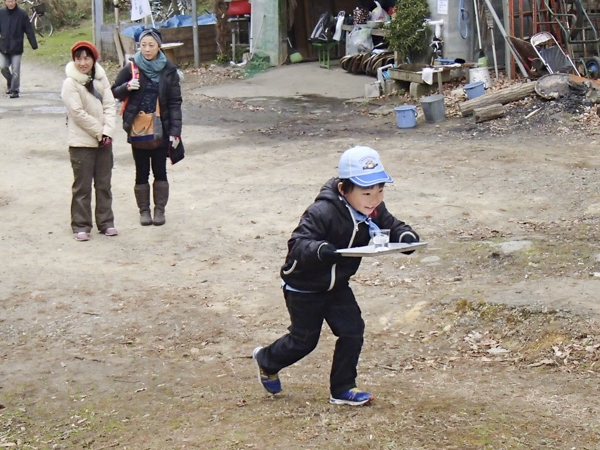 新年恒例の餅つき大会の活動写真