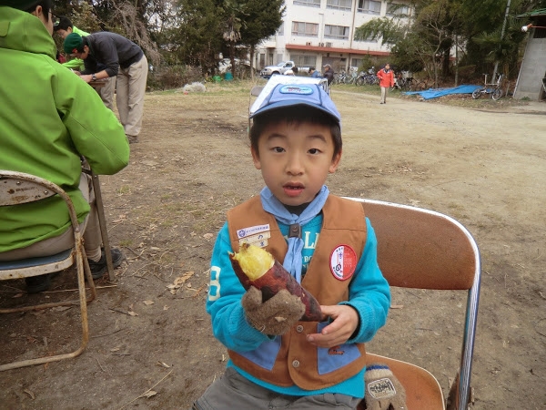 2015年3月15日　ビーバー隊の焼いも作り