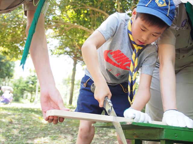 2016年5月8日　カブ隊のリュックサックを置く棚づくり