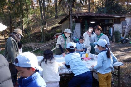 2024年12月8日　ビーバー隊の心をこめてクリスマス飾りを作ろう